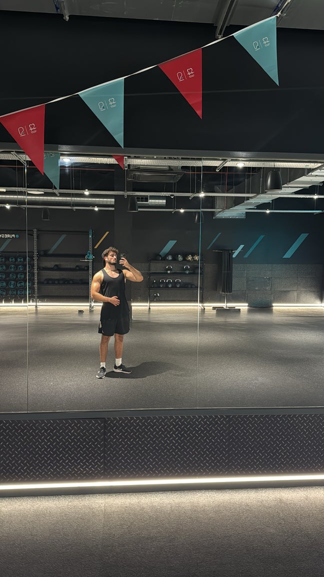 Room or buddy up wanted in London Main Photo