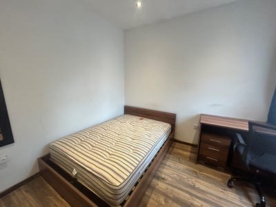 Broadway En-Suite &pound;510pcm All Bills Included Main Photo