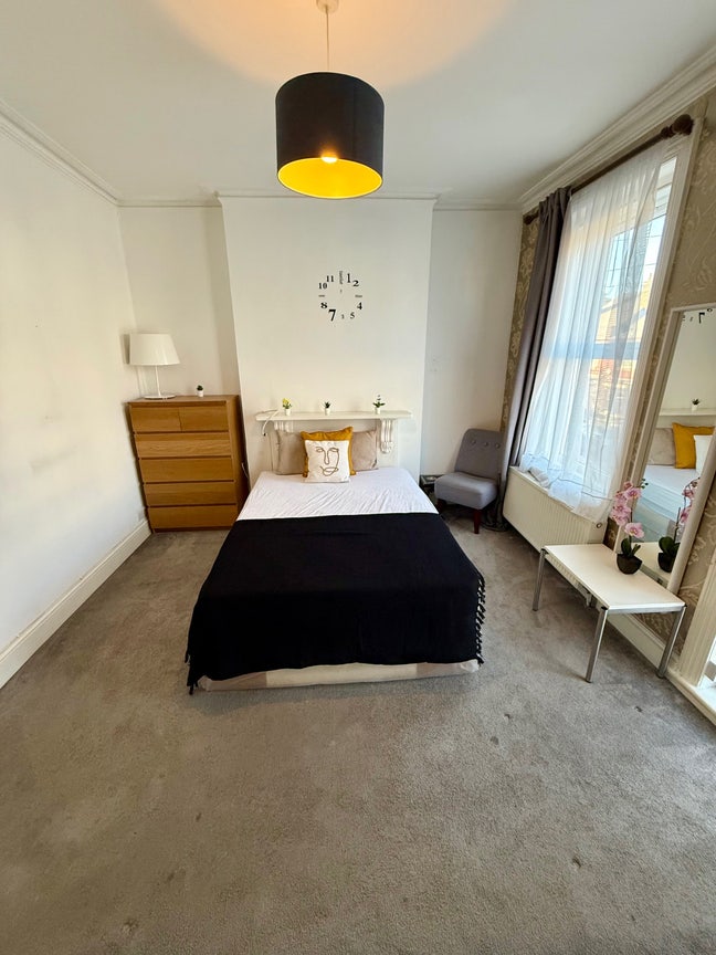 #2 Rooms Near Cricklewood Broadway  Main Photo