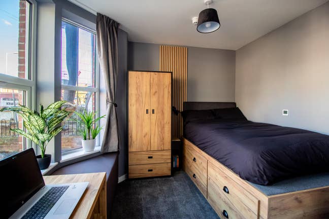 Double en suite room,bills included,Ultrafast wifi Main Photo