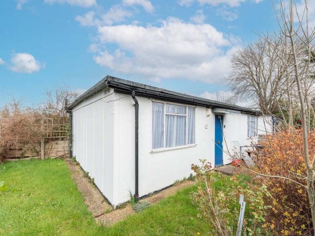 Meliot Road Main Photo