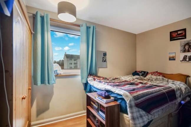 Furnished spare room available- West End, Glasgow Main Photo