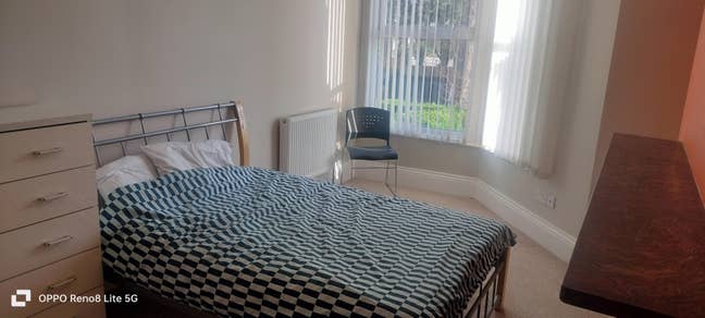 Double Room in Beautiful Shared House PL1 Main Photo