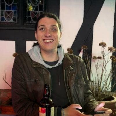 Hi my name's Jake, I am born and bread in Bri... Main Photo