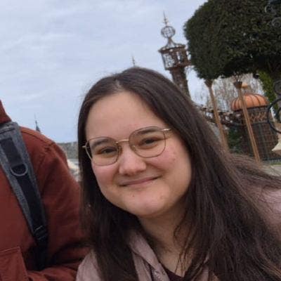 I am a researcher in molecular biology and wi... Main Photo