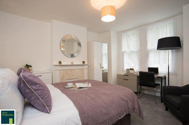 Double room Fulham newly SW6 house. All INC Main Photo