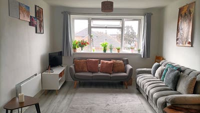 Beautiful double bed  Main Photo