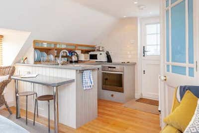 Private Studio  Main Photo