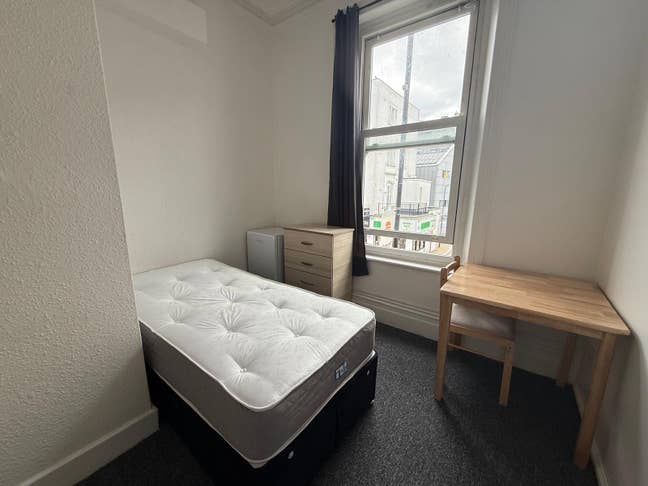 Kilburn High Rd/Bills Included/No Deposit Main Photo