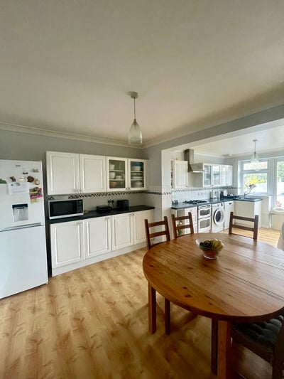 Double room own bathroom  Main Photo