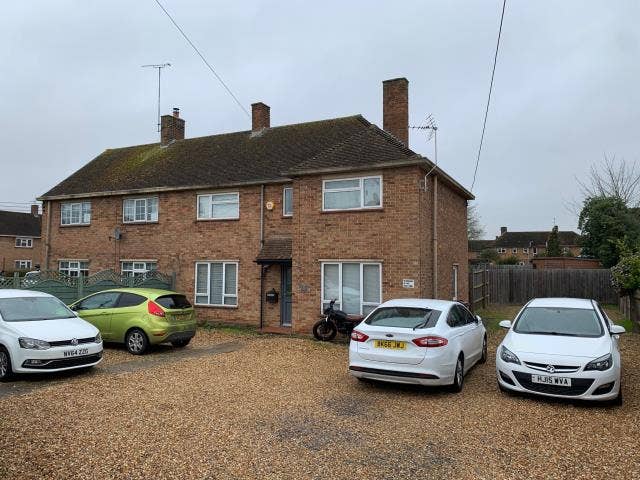 Double bedroom to rent Main Photo