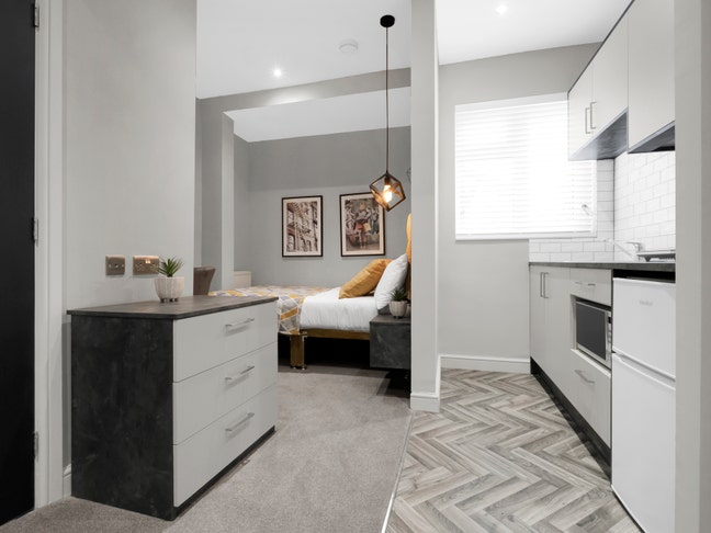 Sleek Studios in Milton Road PE2 Main Photo
