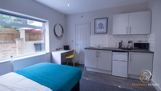 Exceptional Studio Available in Palmerston Road Main Photo