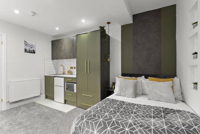 🤩 Spectacular HMO in Park Street - PE1  Main Photo