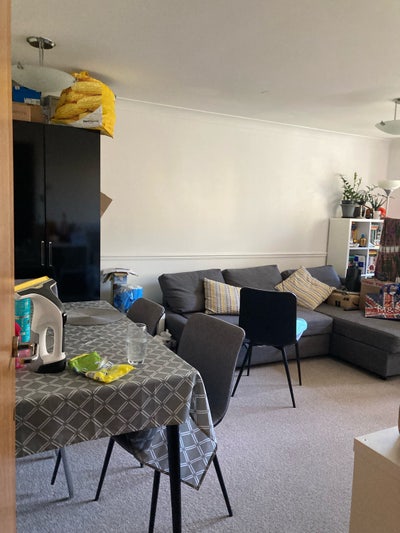 AMAZE double room ensuite for couple nr DLR z 2/3! Main Photo