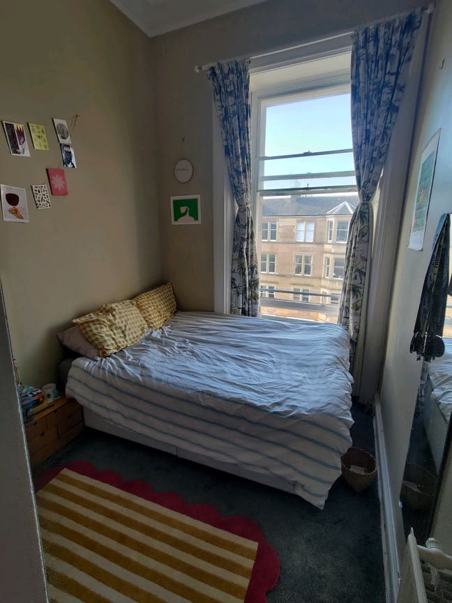 Double room in 4 bed Marchmont flat Main Photo