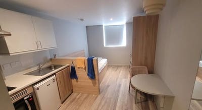 Studio Available-Renslade House Exeter Main Photo