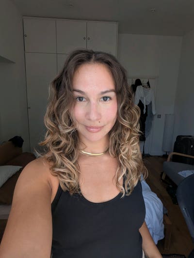 Looking for girls to buddy up with/a room💓 Main Photo