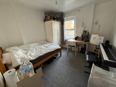 Two rooms Cathays Main Photo