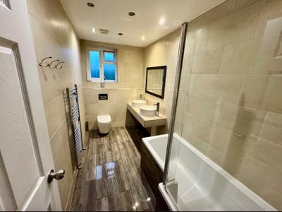 5 Affordable Rooms - 5min to Station - Lovely Area Main Photo