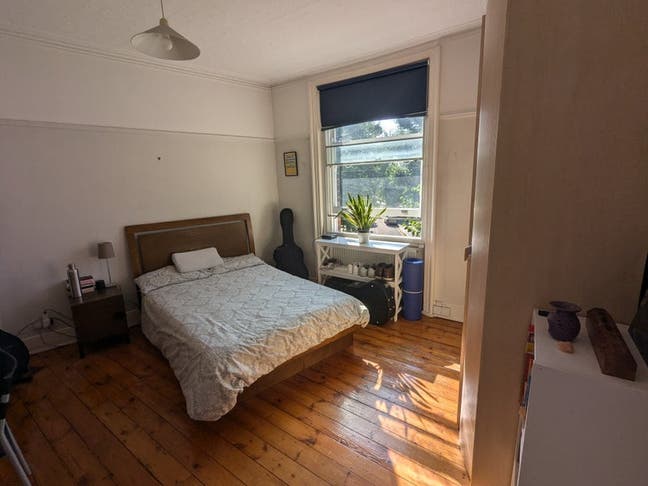 Beautiful room in Chiswick &pound;900pm (inc. bills) Main Photo