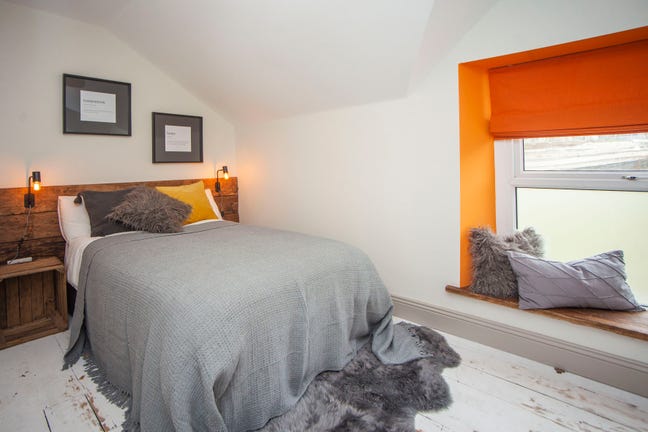 🏡 With a Gym,Cinema and an Ensuite Room!  Main Photo