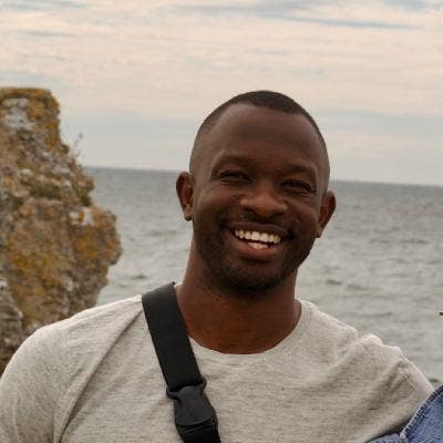 Professional looking for short-term stay 13-29 Apr Main Photo