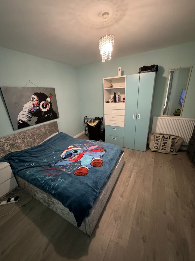 Room to rent  Main Photo