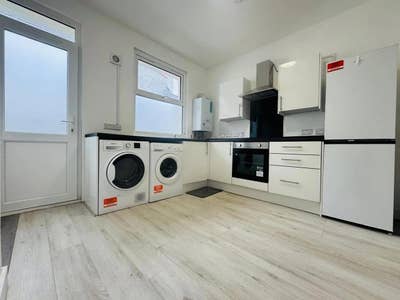 Best value for money new rooms to let immediately  Main Photo