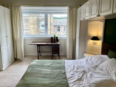 Bright Double Room in 3B1B｜1st May - 30th June Main Photo