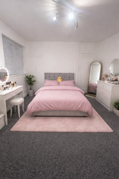 1 Double Room Main Photo