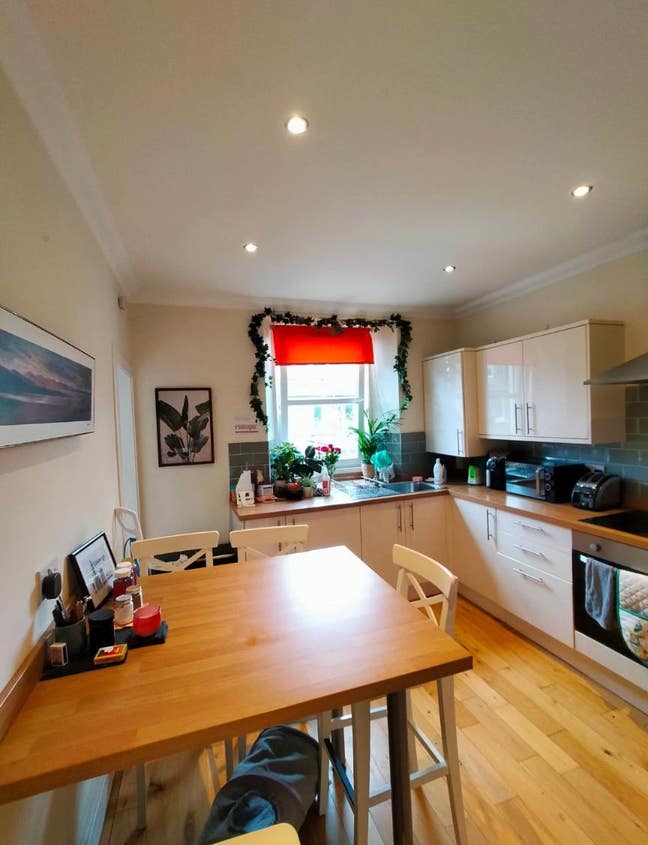 Room available in Victorian colonies house  Main Photo