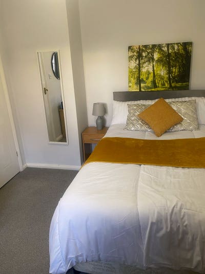  Double room near Hospital Main Photo