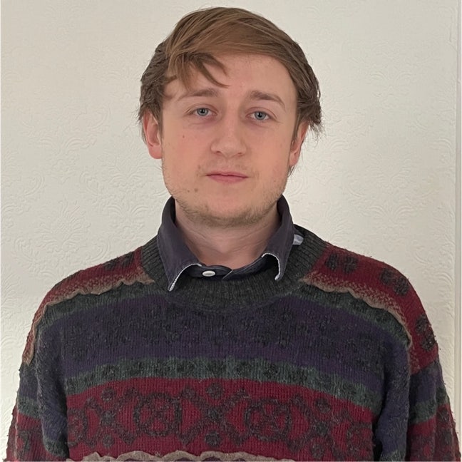 Professional Male seeks a double room Main Photo