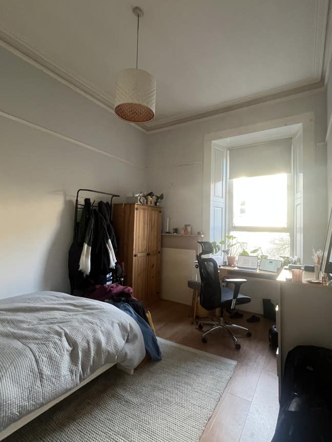Double Room in Beautiful Dennistoun Flat Main Photo