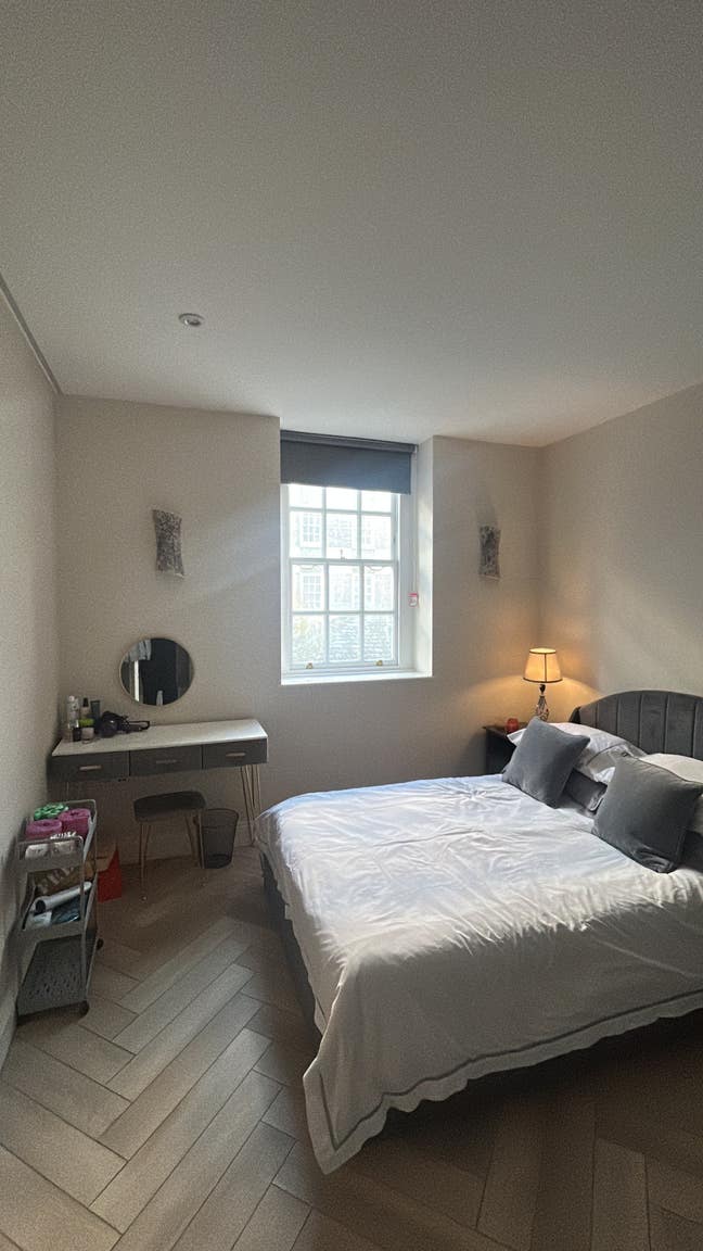 Pimlico / Westminster Double Room Main Photo