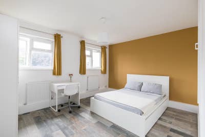 🙈 🙉 🙊 Perfect Room ✔️ 2 Girls in the Flat! Main Photo