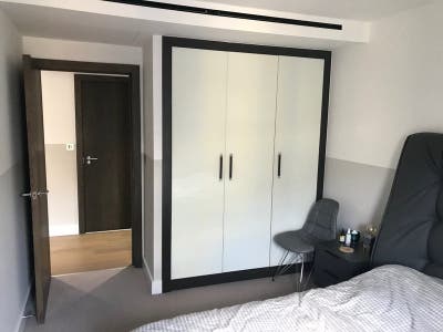 Double room available in premium flat Main Photo