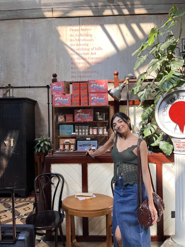 Looking for a room!  Main Photo