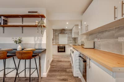 Short Term Stunning Houseshare In Kensington! Main Photo