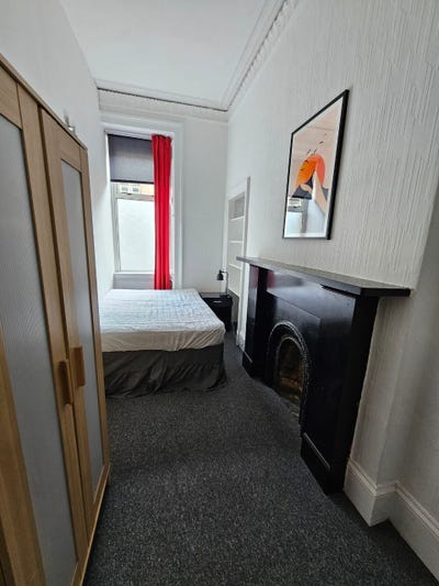 Room available near leith walk ASAP Main Photo
