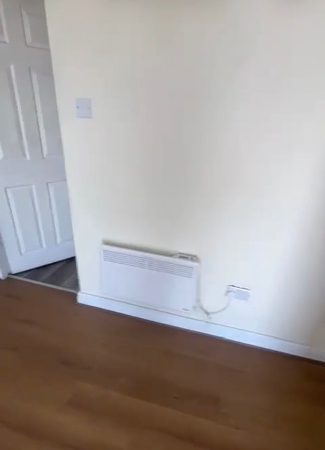 One bedroom flat to let in Lye  Main Photo