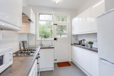 House Share Boston Manor Main Photo