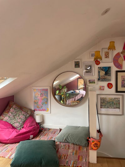 Bright and cosy room in 2 bed - 3min from station  Main Photo