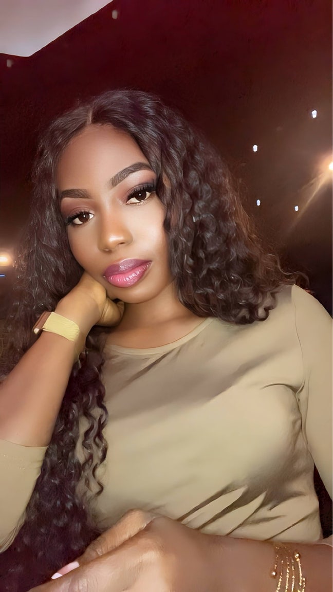 Professional Female seeks a double room Main Photo