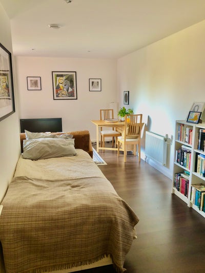 A double room in a shared flat  Main Photo