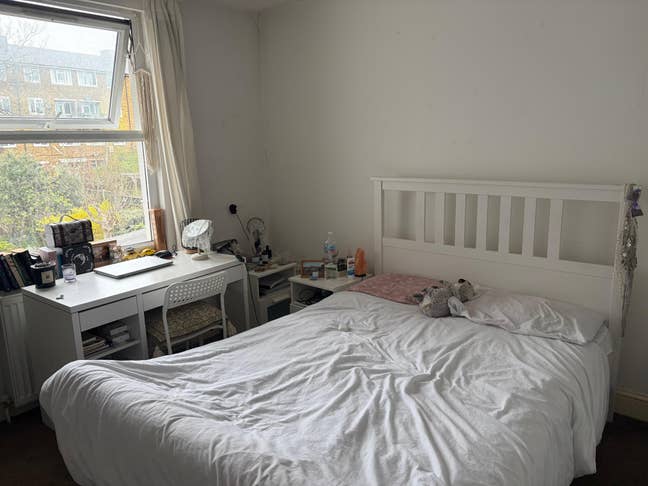 Double Room in Forrest Gate - Female preferred Main Photo
