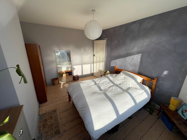 Sunny double room for rent in St George ☀️🍃 Main Photo