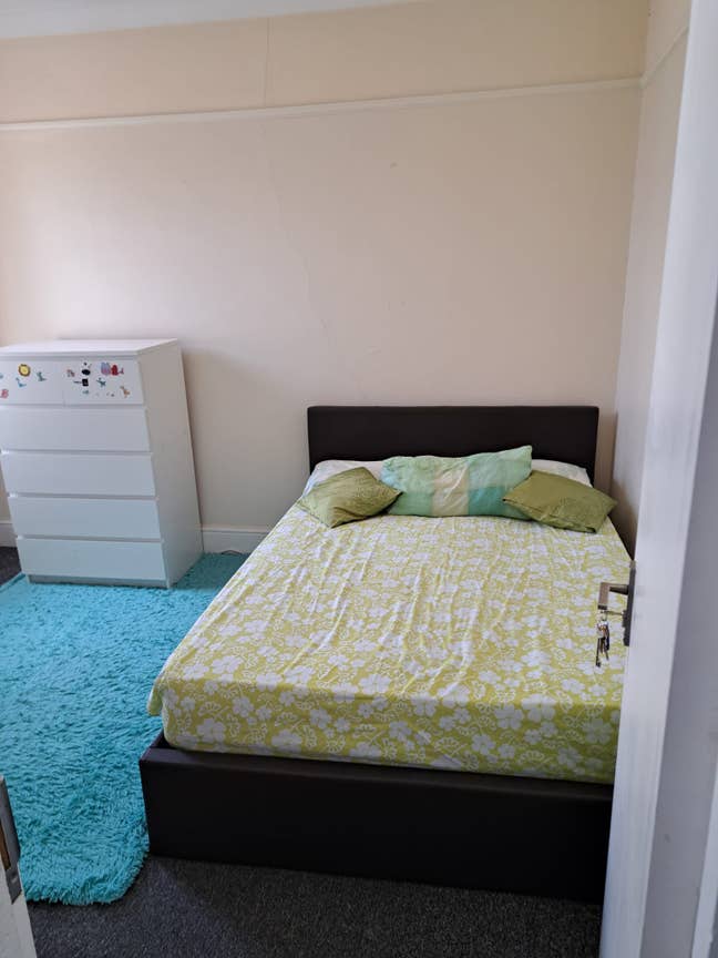 Fully furnished Double room incl. Bills in Zone 2 Main Photo
