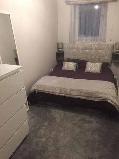 Lovely room in happy home Main Photo